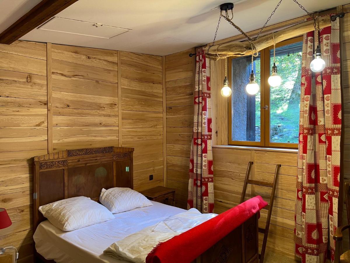 Grange Renovee, Pyrenees Ariegeoises, Gite Haute Ariege Auzat Eksteriør billede